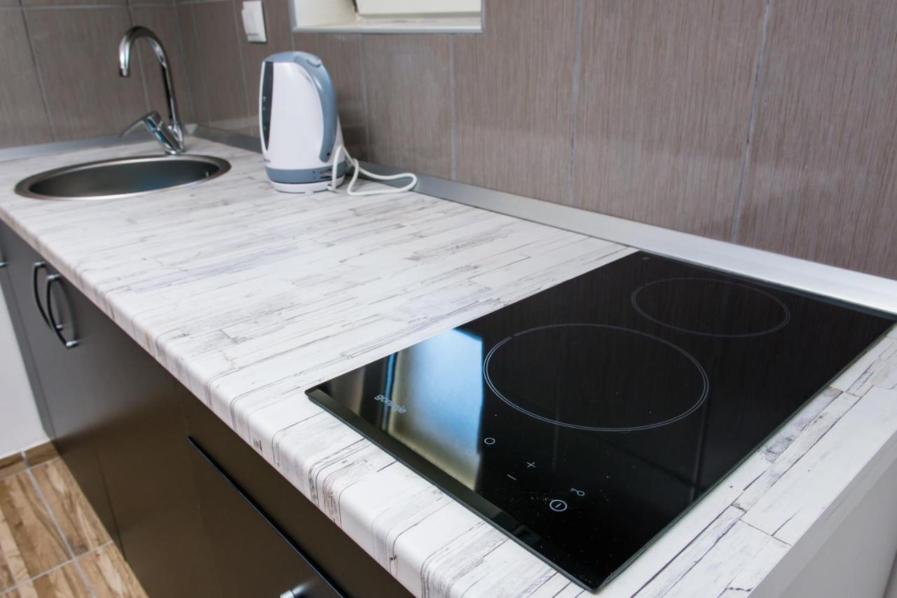Studio Apartment Dzungla Ντόμποϊ Εξωτερικό φωτογραφία